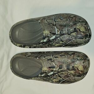 Realtree Men's Size 8 Camouflage Clog Slip-on Used